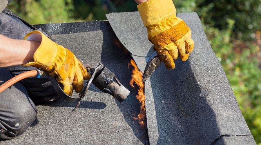 Expert Emergency Roof Repairs services in Hamlin, TX